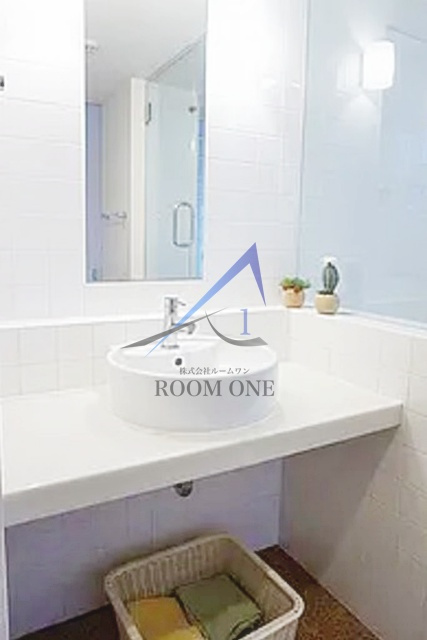 カーサ・ポルトーネの洗面所|洗面台です。