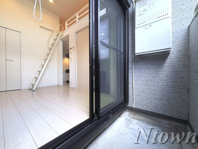 【バルコニー】 | ラウレアハイツ | お洗濯にも便利なバルコニー付き