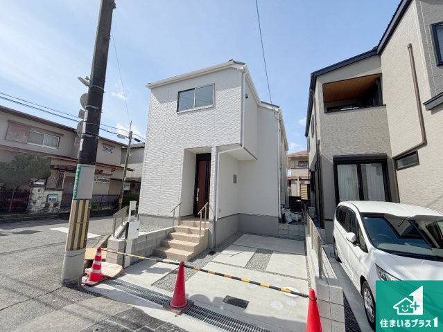 5日(土)6日(日)現地ご見学可能！　高槻市藤の里町　限定1邸の外観|お客様に長く安心して住んでいだだける事にこだわった家づくり！住んでからのアフターサービスにもしっかりと取り組んでいます！