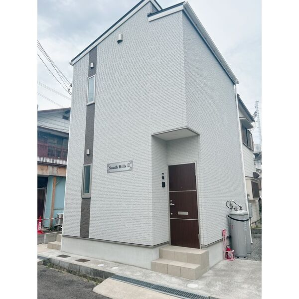 サウスヒルズⅡの外観