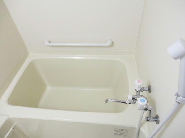 ＡＲＭしんとく1の浴室