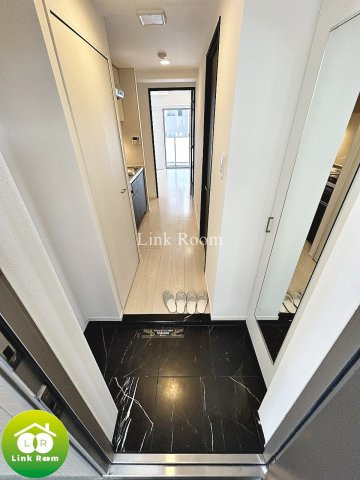 スカイコートパレス大島の玄関