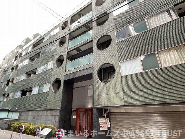 菱和パレス西麻布の外観