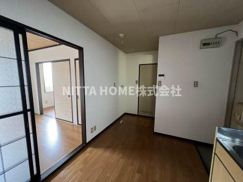 ブルーハイツの居間・リビング|キッチンスペースです★