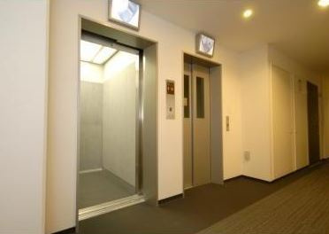 パークキューブ四谷三丁目の設備|エレベーター