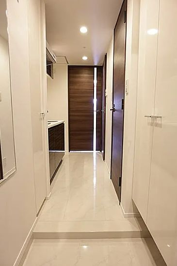 コンシェリア東京ベイサイドコートの玄関