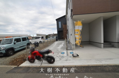 【駐車場】 | 綾瀬市寺尾本町1丁目 新築戸建て 全3棟【仲介手数料無料】 | □■海老名市を中心に地域密着で営業している不動産会社です■□