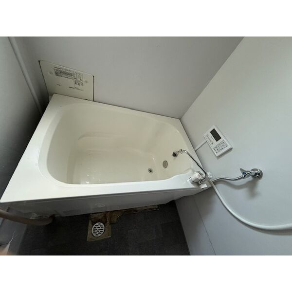 田中ビルの浴室