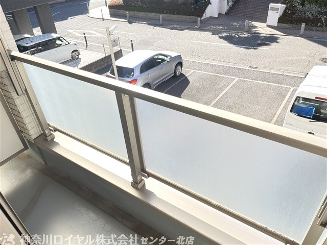 【バルコニー】