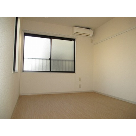 ストリームフラッツの居間・リビング