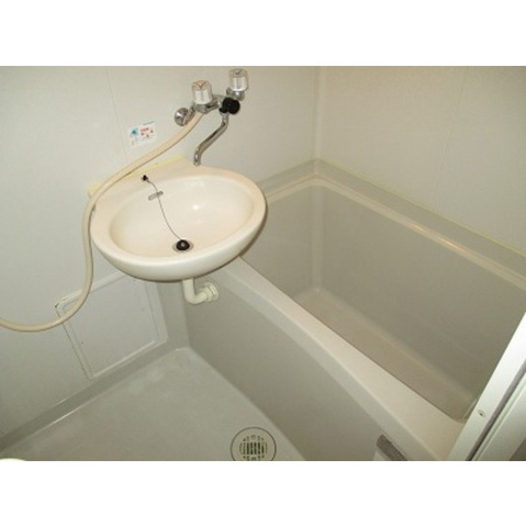 ストリームフラッツの浴室