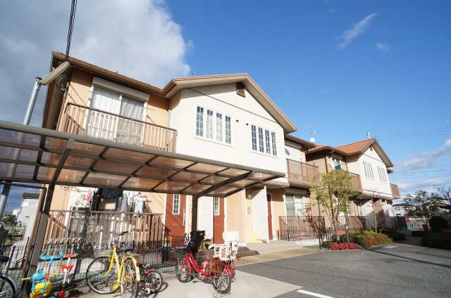 ラ・メゾン柿の木D