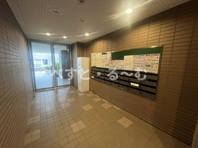 エンゼラート明石のロビー