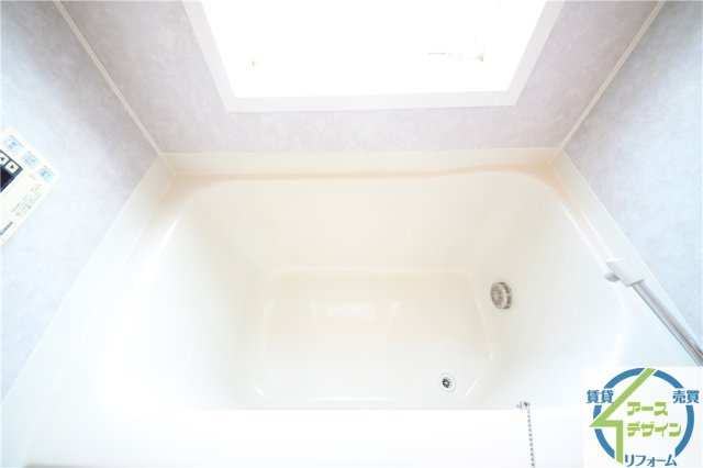 フォンターナ江井島の浴室|※類似部屋