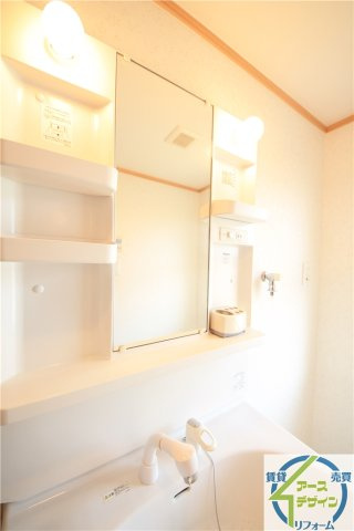 フォンターナ江井島の独立洗面台|※類似部屋