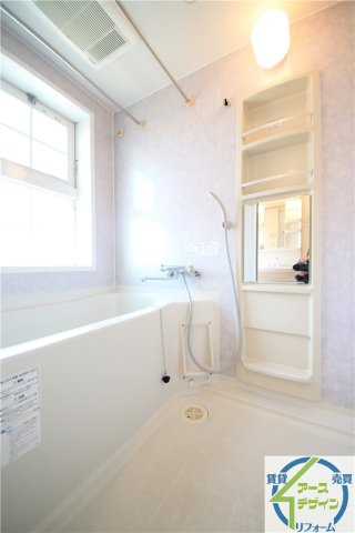 フォンターナ江井島の浴室|※類似部屋