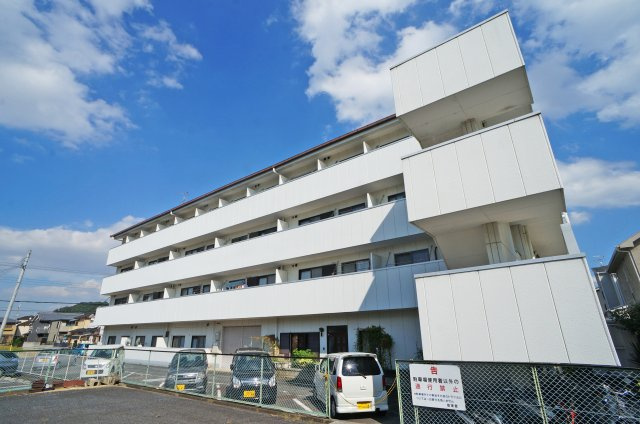 橿原市醍醐町の賃貸マンション