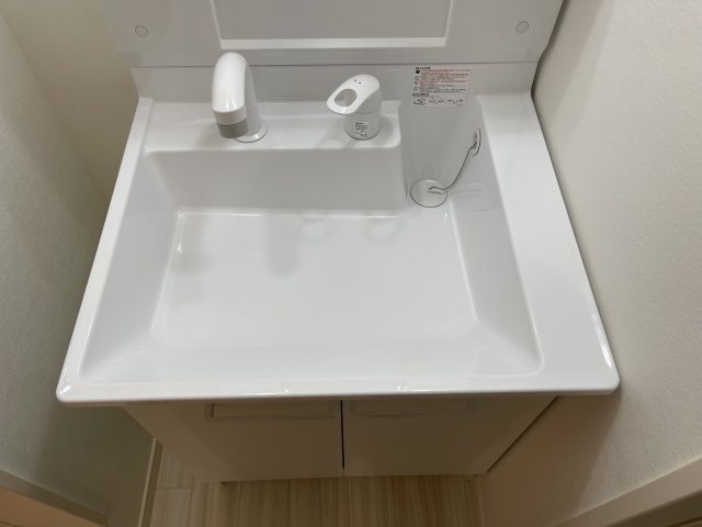 コスモアルカディア3の洗面所|広い洗面スペース