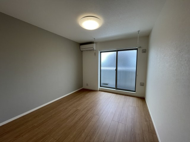 コスモアルカディア3の居間・リビング|ゆったりとしたリビングです