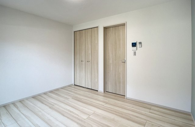 コンフォート川口の洋室|ゆったりした洋室です