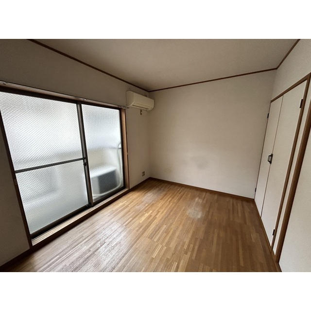 Tハイツ　蕨市の居間・リビング|こちらのリビングで趣味の時間をお楽しみください