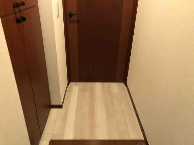 さいたま市中央区上落合２丁目のアパートの玄関|シンプルで使いやすい玄関です