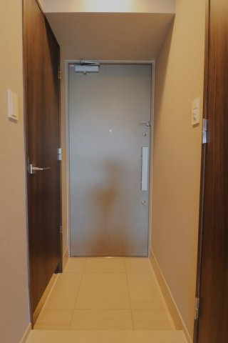 GENOVIA赤羽の玄関|落ち着いた玄関です