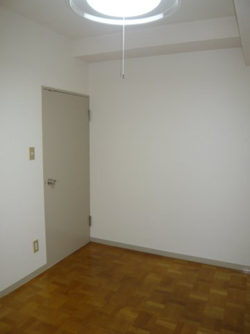 プレミアムフラット浦和仲町の洋室|洋室です