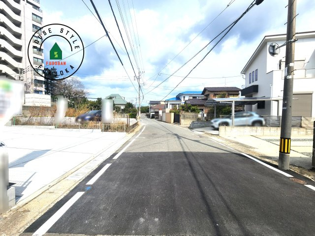 福津市西福間3丁目第1-1棟（1号棟）の前面道路含む現地写真|前面道路です。
