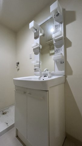 アイビーコートの洗面所|コンパクトで使いやすい洗面所