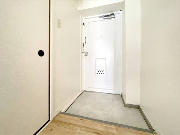 ビレッジハウス上尾4号棟の玄関|ビレッジハウスの同一物件・同一タイプの間取りの写真です