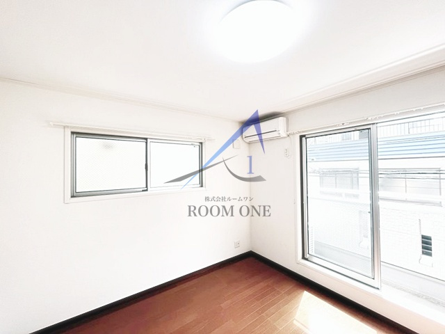 Park Wayの居間・リビング|洋室のお部屋です。