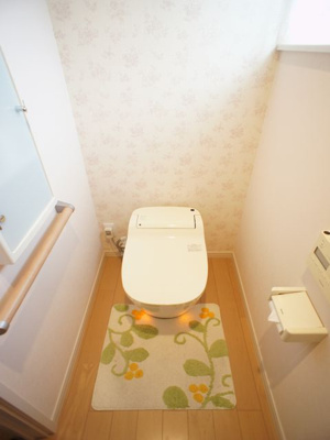 【トイレ】 | 鹿沼市貝島町モデルハウス | 温水洗浄暖房便座機能付きです♪