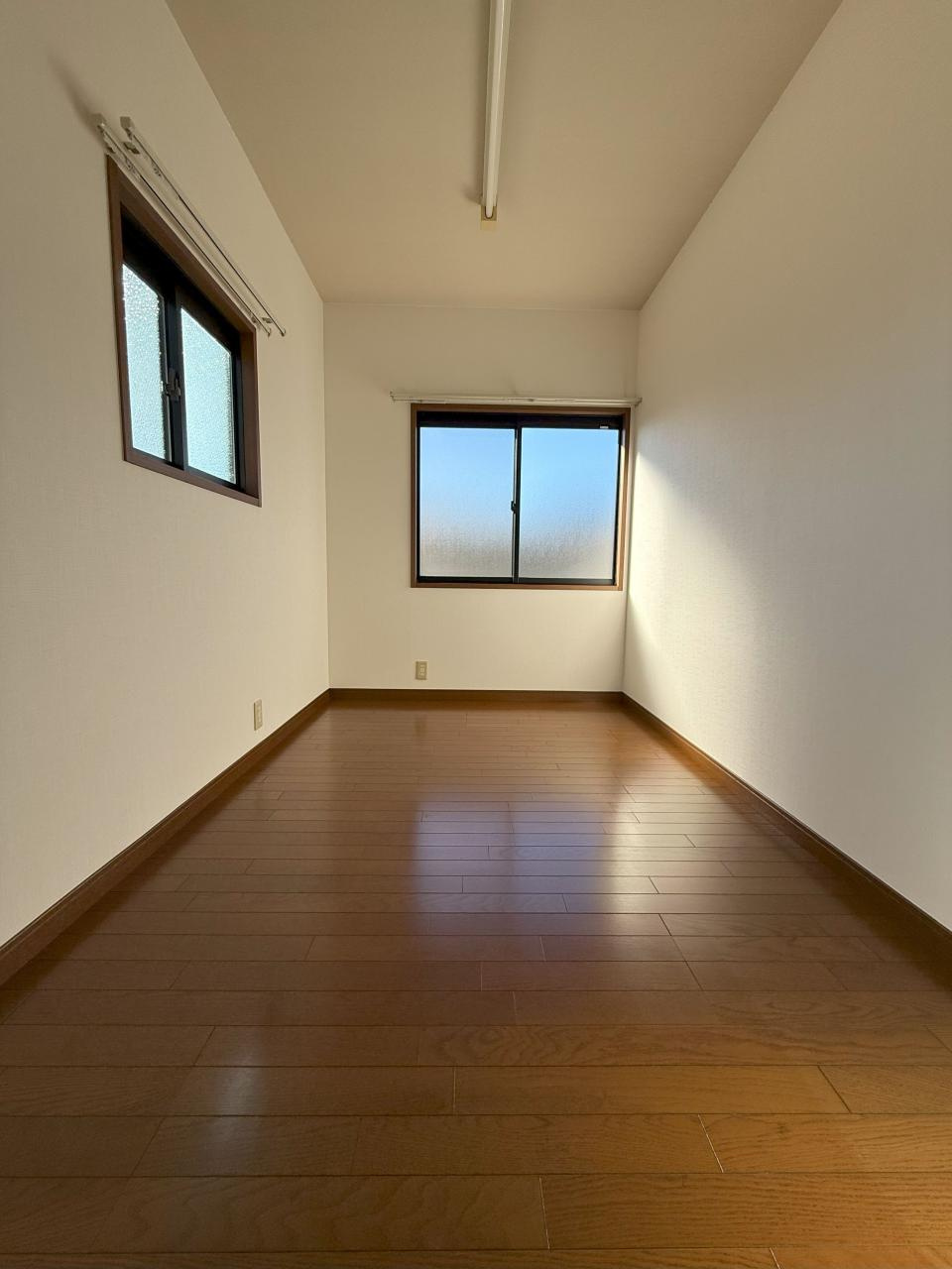 高知市北端町　中古戸建ての洋室|２F:5洋室