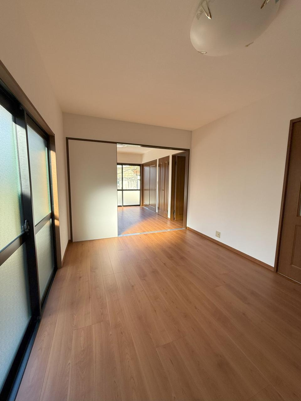 高知市北端町　中古戸建ての居間・リビング