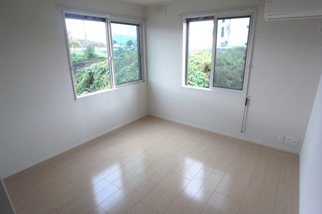 ハイツ吉田の居間・リビング