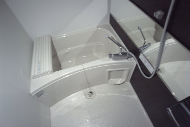 ハイツ吉田の浴室