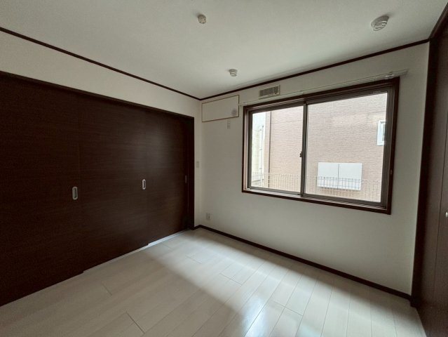 ネットハイツCの洋室