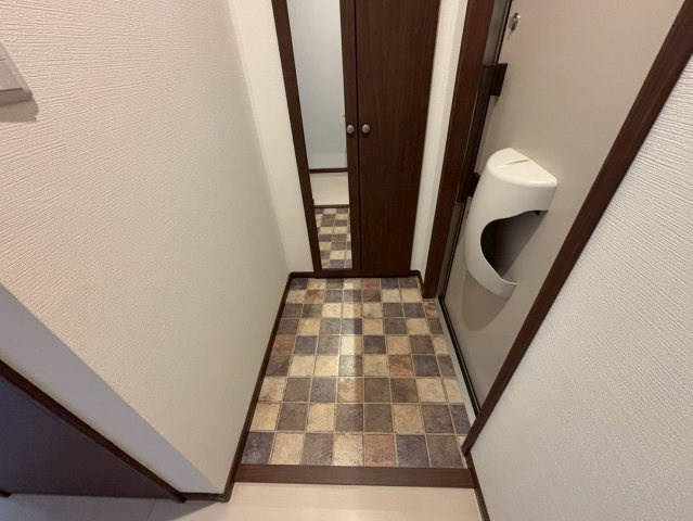 ネットハイツCの玄関