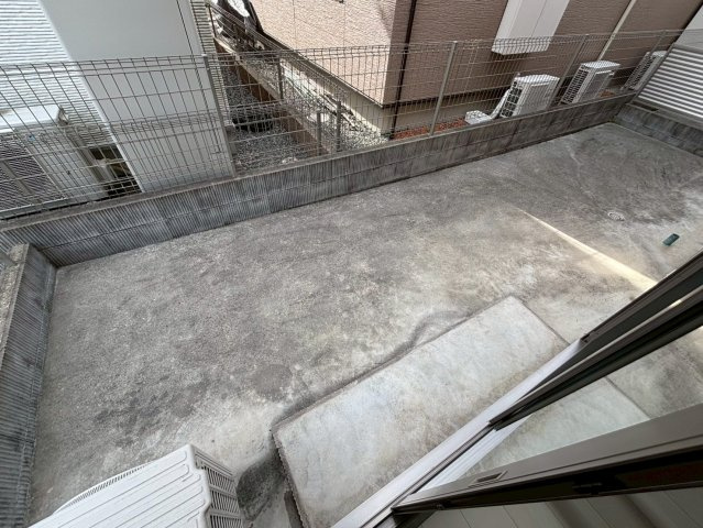 ネットハイツCのバルコニー