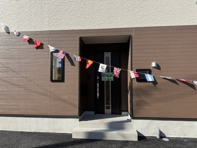 柏市東山２丁目新築戸建【酒井根西小学校：10分】のエントランス|エントランス・玄関ポーチ