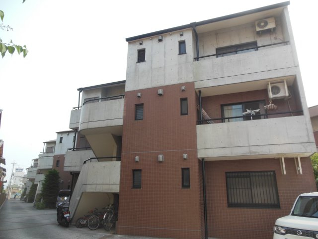 ハイドパーク八木