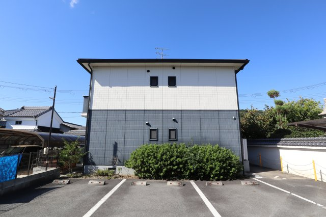 ファミール永井