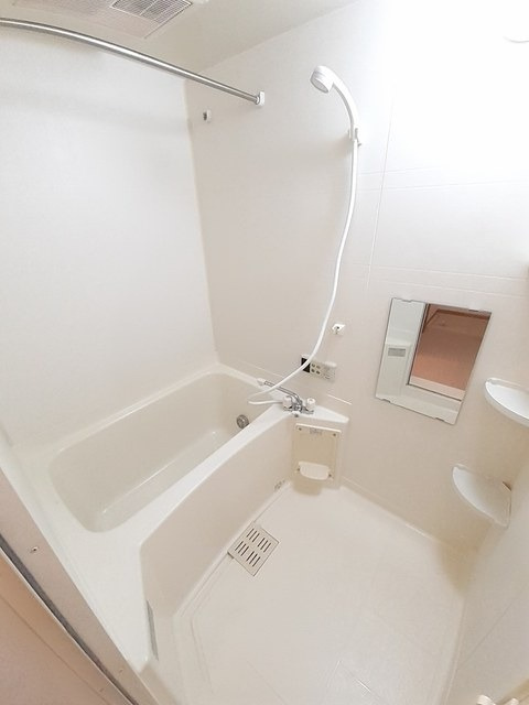 グランツ・マルシバ２の浴室