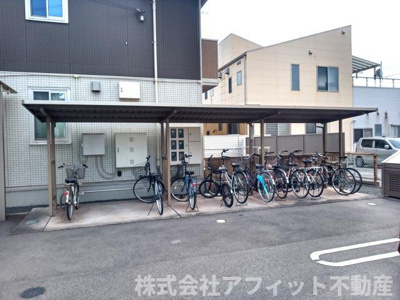 【その他共用部分】 | ヴィラ・ラシュレ B棟 | 駐輪場