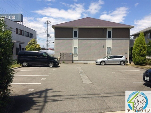 メルベーユ神戸の駐車場