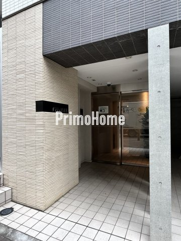 グラティア日本橋のエントランス