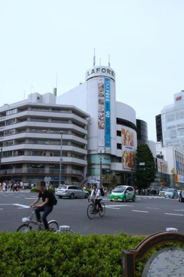 【周辺】 | レインボービル | ラフォーレ原宿まで130m 