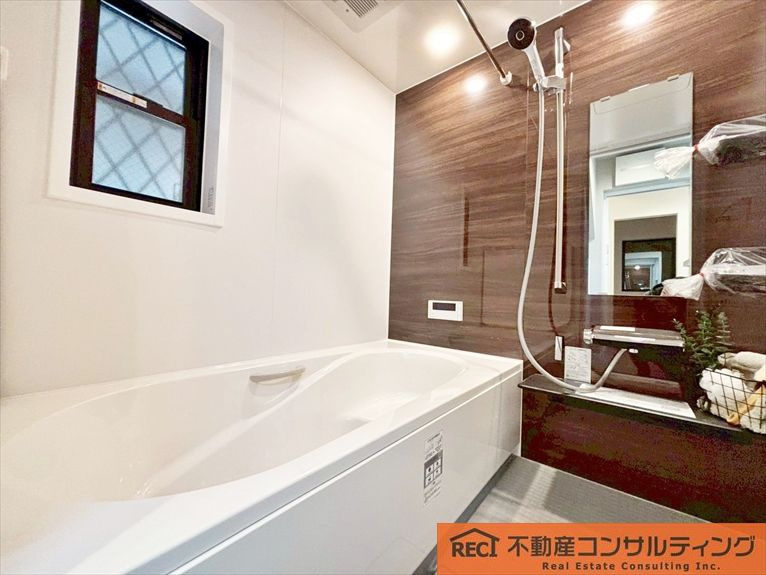 神戸市灘区篠原中町4丁目　新築戸建の浴室