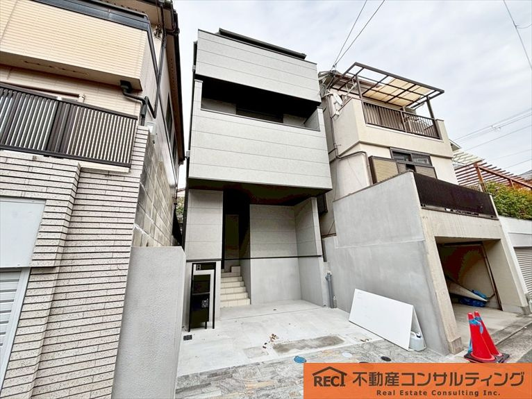 神戸市灘区篠原中町4丁目　新築戸建の外観